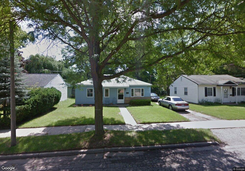 1235 Glenn St, Lansing, MI 48915 - photo 1