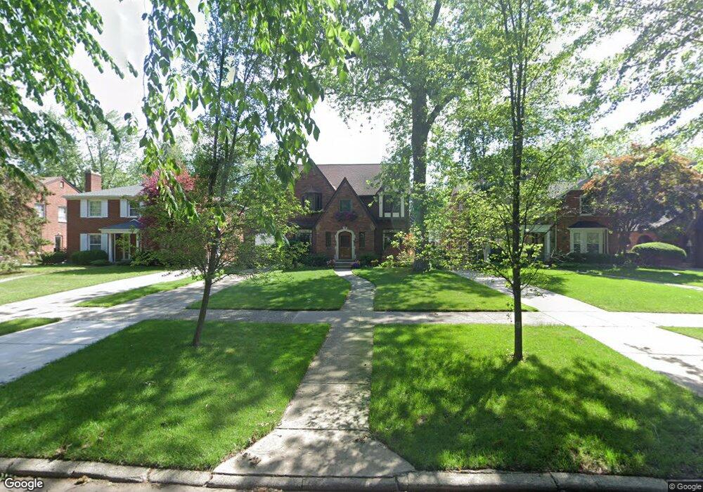 1238 Whittier Rd, Grosse Pointe Park, MI 48230 - photo 1