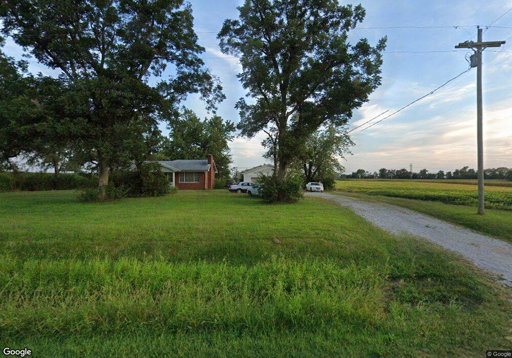 1347 W Apple St, Freeburg, IL 62243 - photo 1