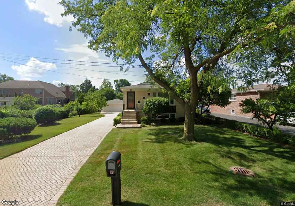 605 Birchwood Ave, Des Plaines, IL 60018 - photo 1