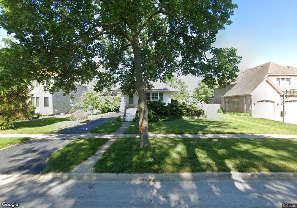 301 N Maple Ave, Elmhurst, IL 60126 - photo 1