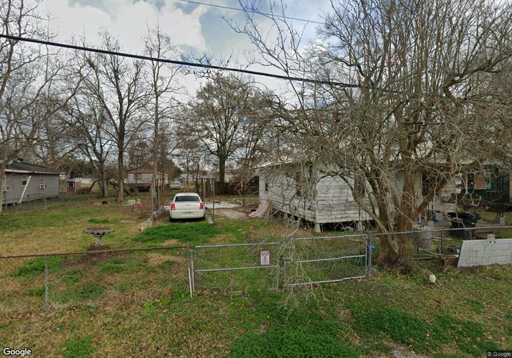 1016 E Pershing St, New Iberia, LA 70560 - photo 1