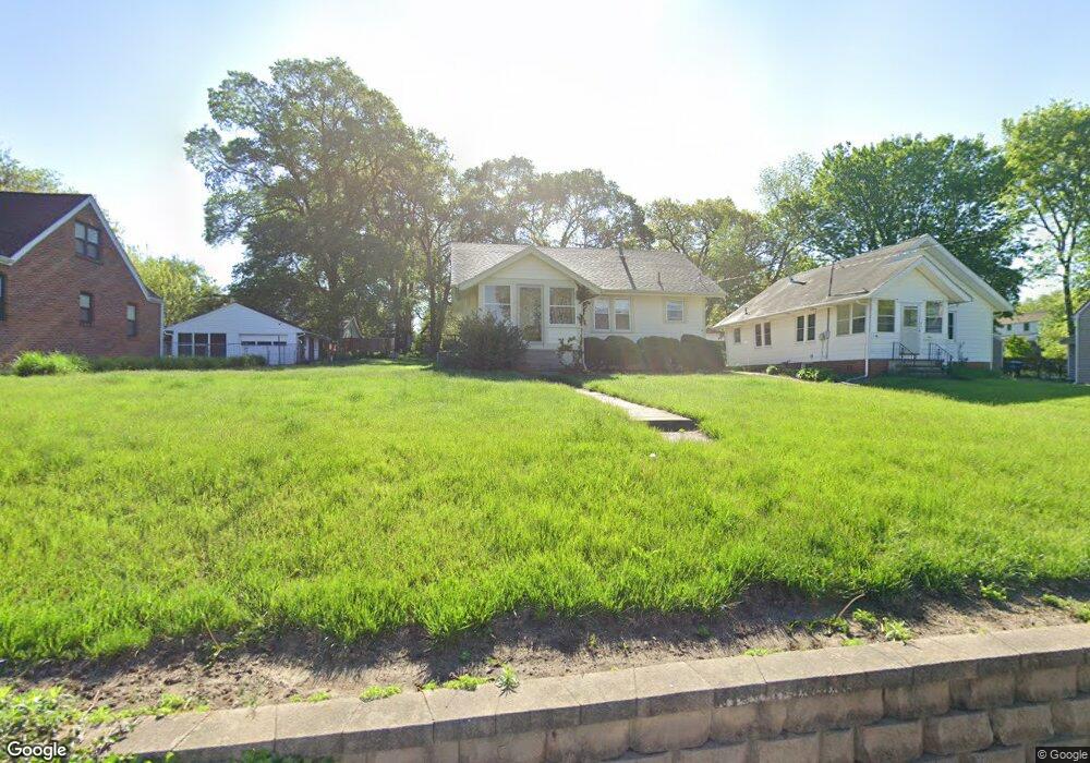 1063 59th St, Des Moines, IA 50311 - photo 1