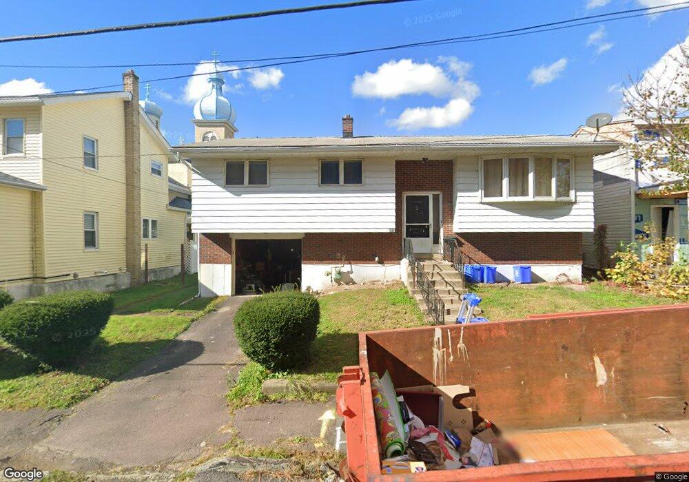 212 Susquehanna Ave, Olyphant, PA 18447 - photo 1