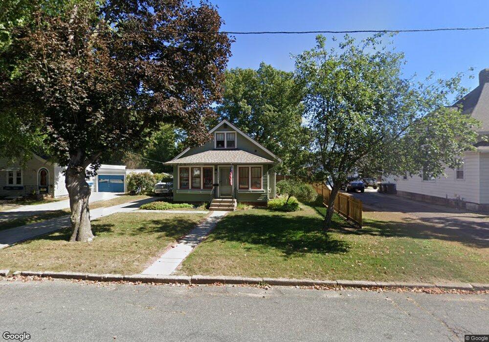 304 13th St SE, Menomonie, WI 54751 - photo 1