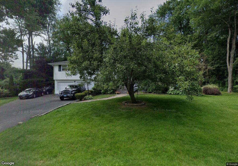 7 Shepard Rd, Bloomfield, CT 06002 - photo 1