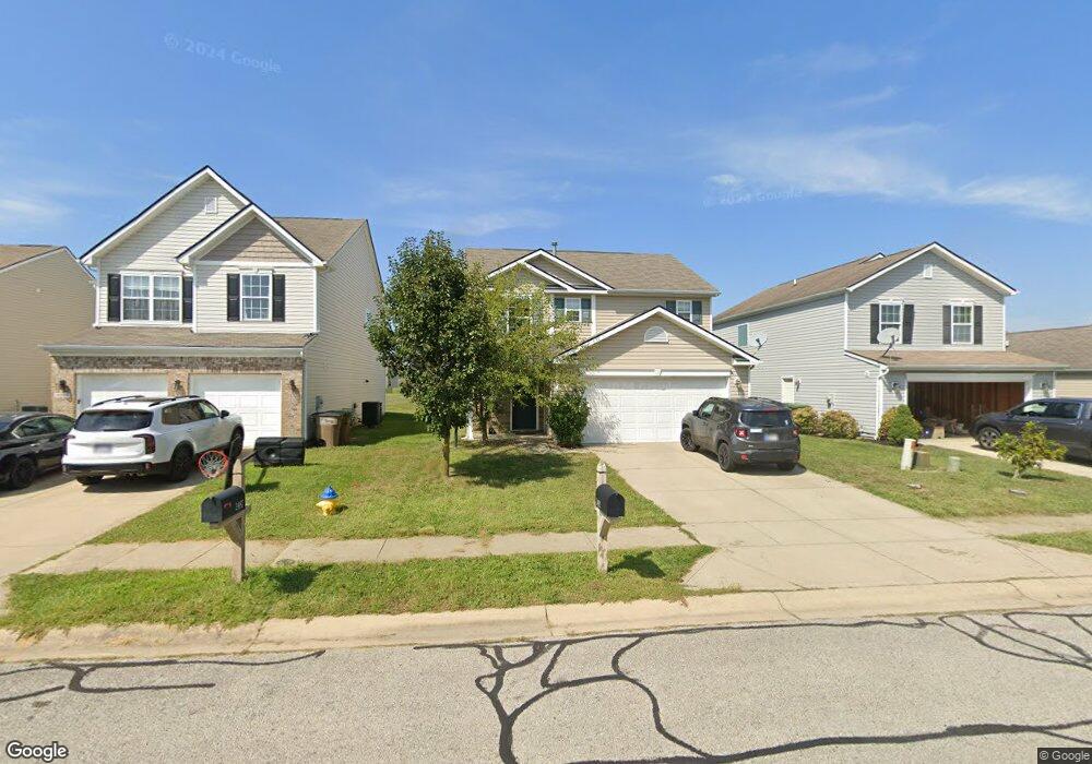 2492 Middle View Dr, Columbus, IN 47201 - photo 1