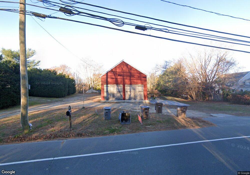 427 Boston Post Rd unit 2, East Lyme, CT 06333 - photo 1