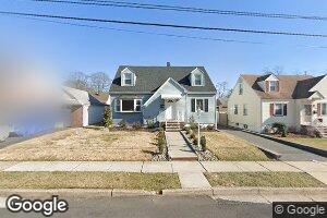 14 Walsh Ave, Edison, NJ 08837