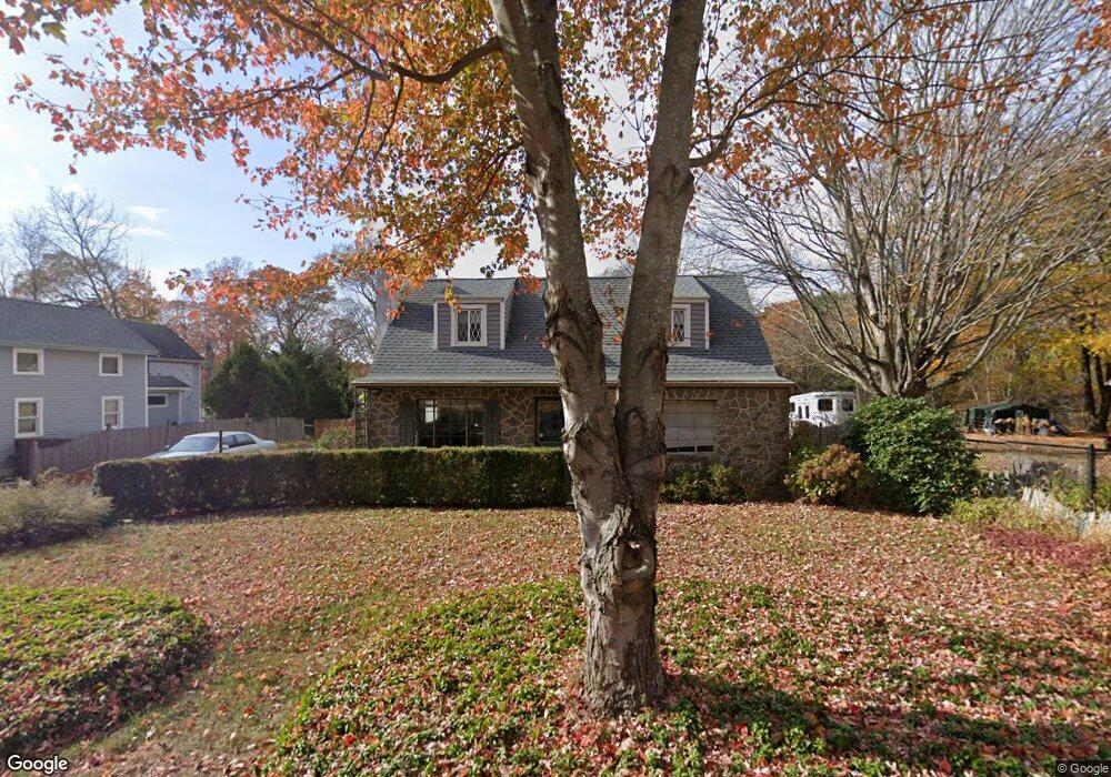 24 Buttonball Rd, Old Lyme, CT 06371 - photo 1