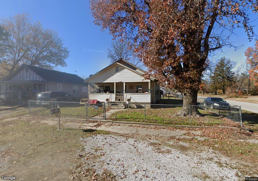 820 N Collins Ave, Okmulgee, OK 74447 - photo 1