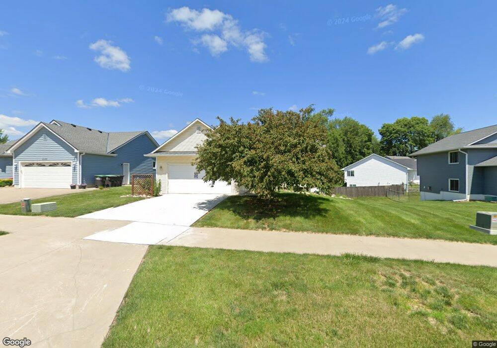 2324 Riverwoods Ave, Des Moines, IA 50320 - photo 1