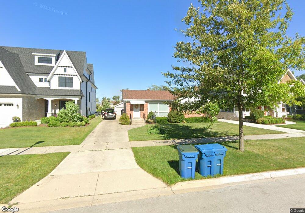 455 N Maple Ave, Elmhurst, IL 60126 - photo 1