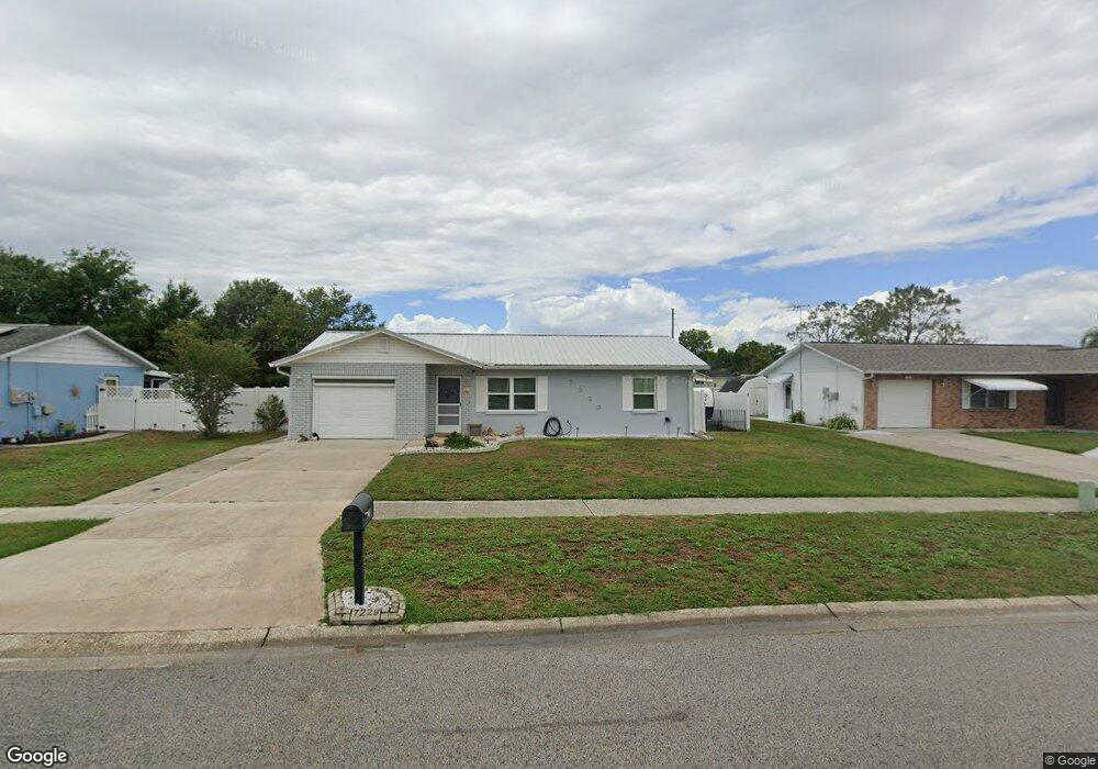 7229 Landover Dr, Zephyrhills, FL 33540 - photo 1