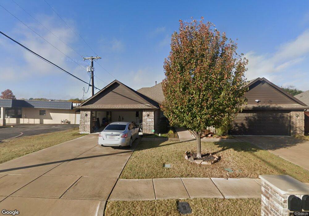 901 Mary Dr, Hurst, TX 76053 - photo 1