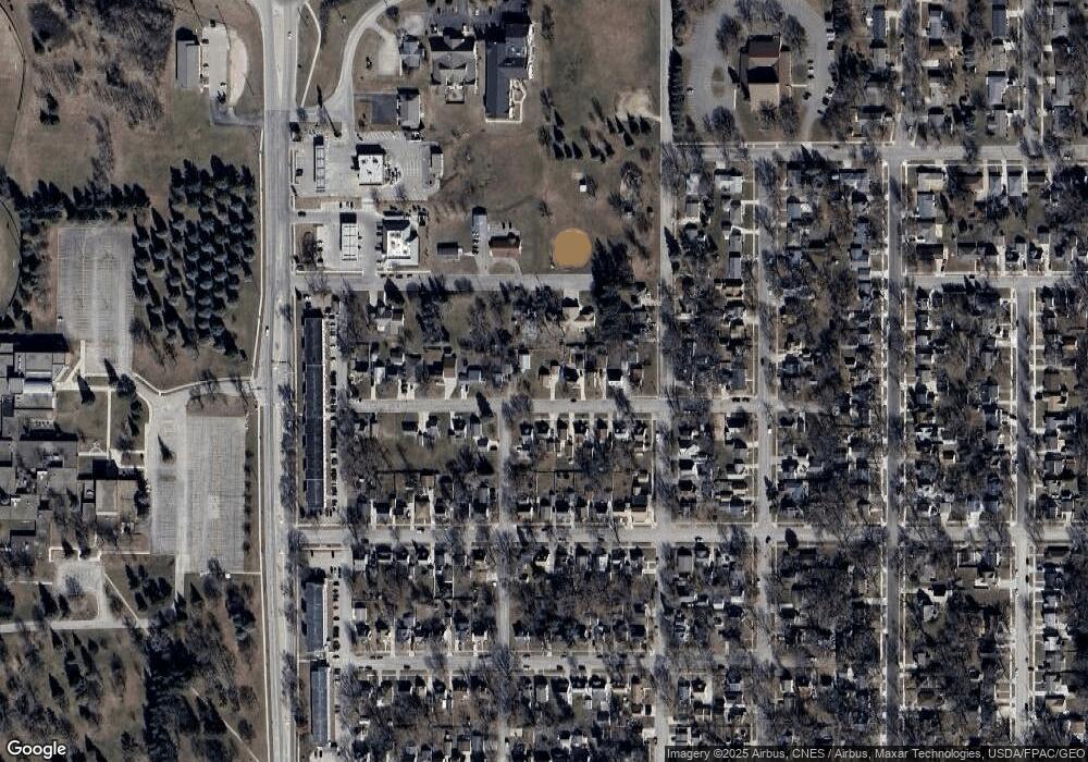 1310 11th Ave NW, Austin, MN 55912 - photo 1