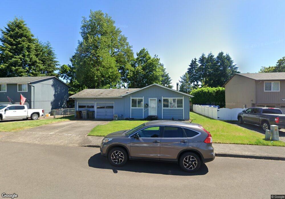 745 NE 16th Ave, Canby, OR 97013 - photo 1