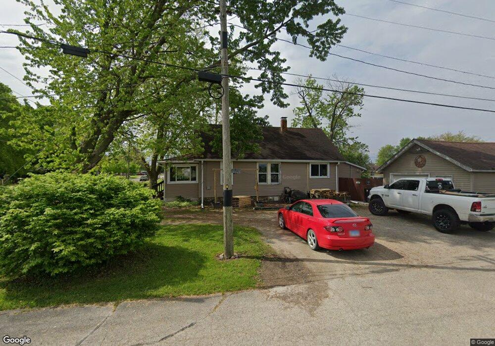 1209 S 9th St, Mattoon, IL 61938 - photo 1