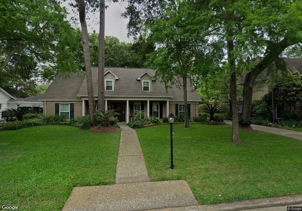 13627 Alchester Ln, Houston, TX 77079 - photo 1