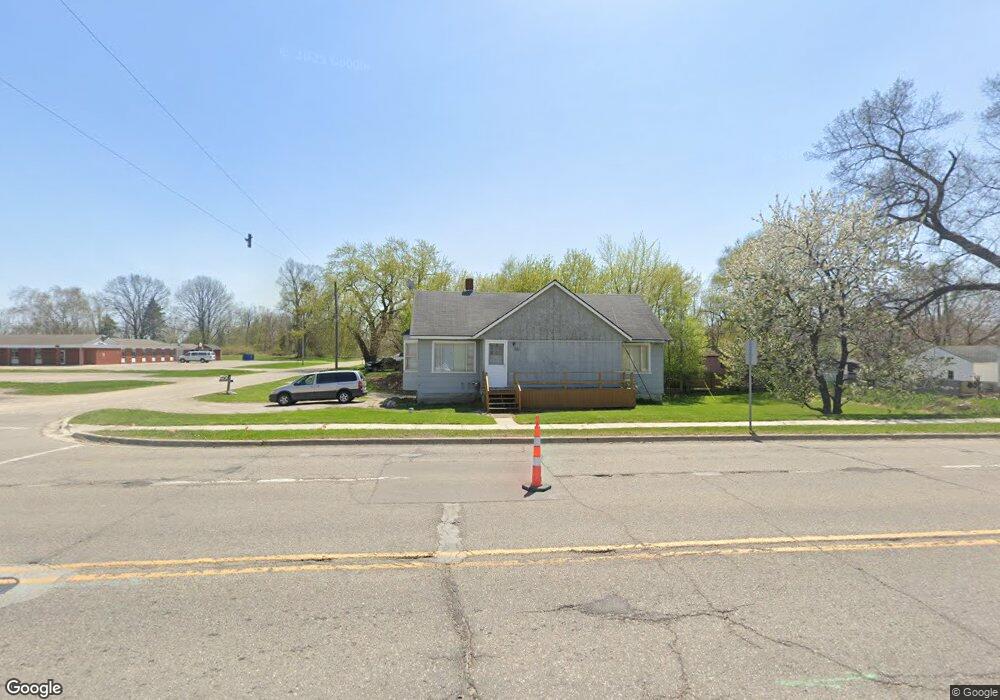 2314 E Hemphill Rd, Burton, MI 48529 - photo 1