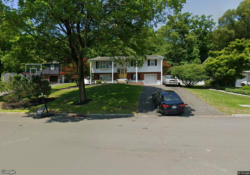 46 S Lilburn Dr, Garnerville, NY 10923 - photo 1