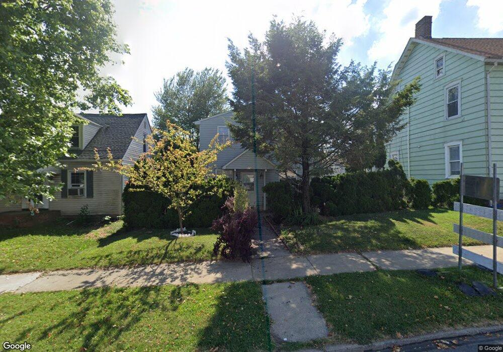 876 N Irving St, Allentown, PA 18109 - photo 1