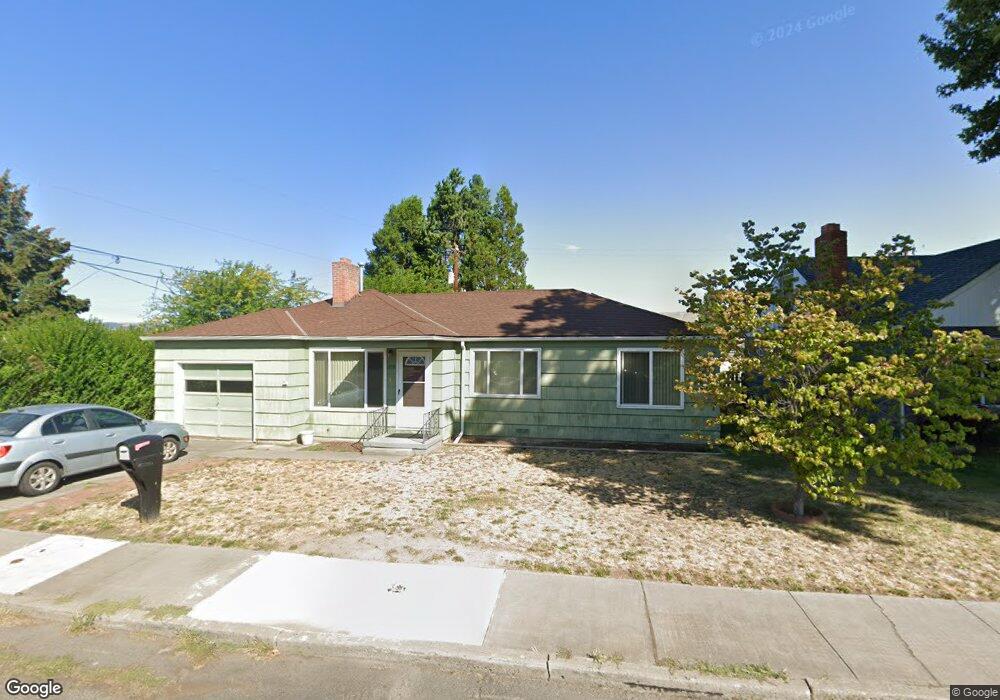 1709 E 13th St, the Dalles, OR 97058 - photo 1