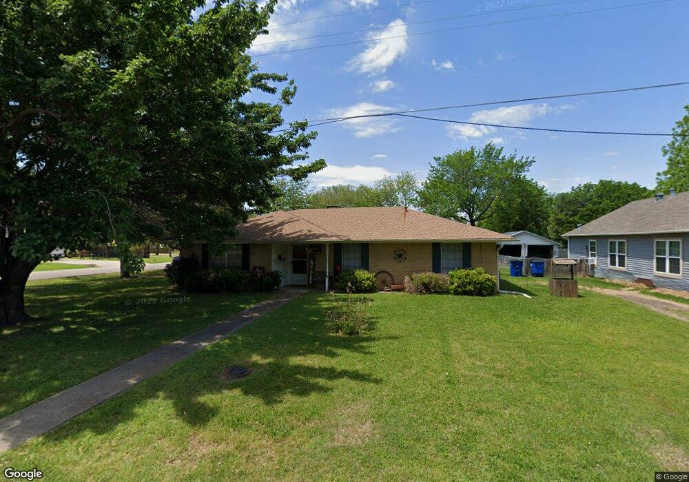 700 E Crockett St, Ennis, TX 75119 - photo 1