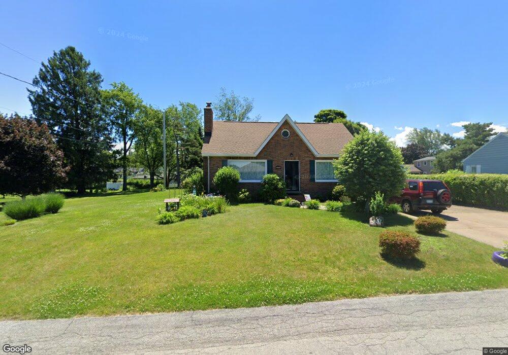 3203 Willis St, Erie, PA 16506 - photo 1