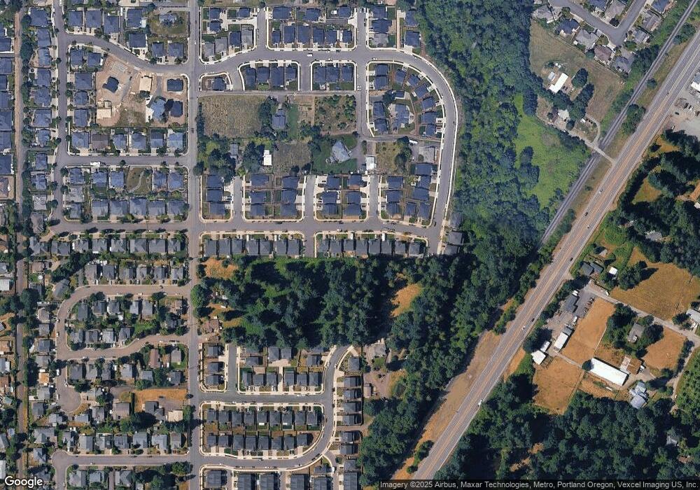 1655 NE 15th Ave, Canby, OR 97013 - photo 1