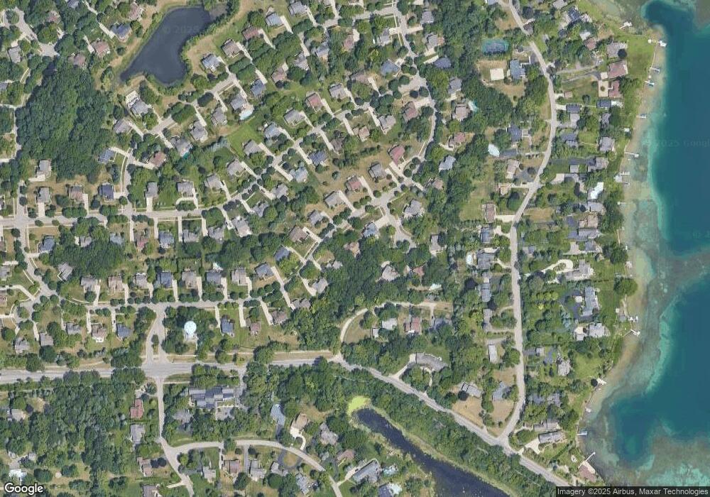 2853 West Bloomfield Oaks Dr, West Bloomfield, MI 48324 - photo 1