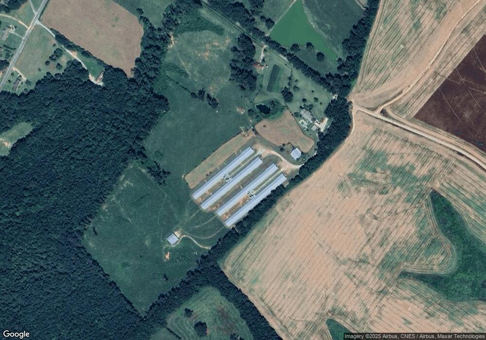 402 Kristy Ln, Dewy Rose, GA 30634 - photo 1