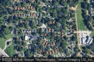 530 N Hills Dr, Saint Louis, MO 63121