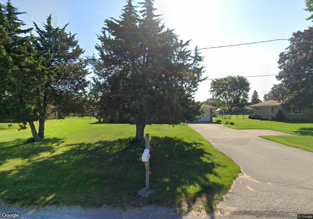 203 S Airport Rd, Saginaw, MI 48601 - photo 1