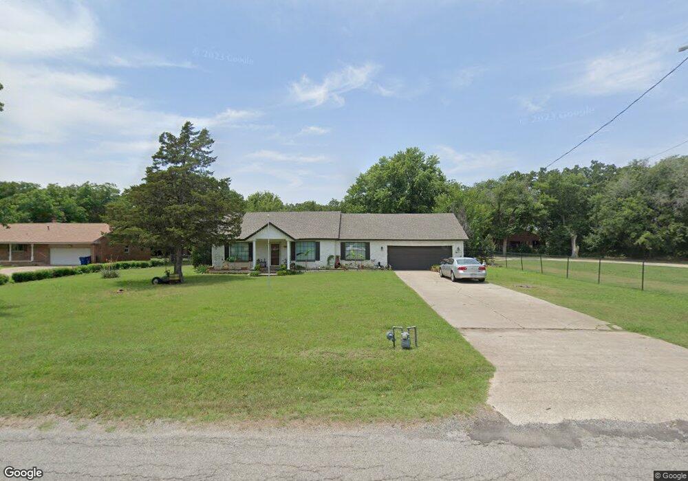 3807 N Country Club Rd, Duncan, OK 73533 - photo 1