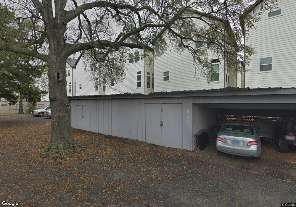 878 Wakefield Dr, Houston, TX 77018 - photo 1