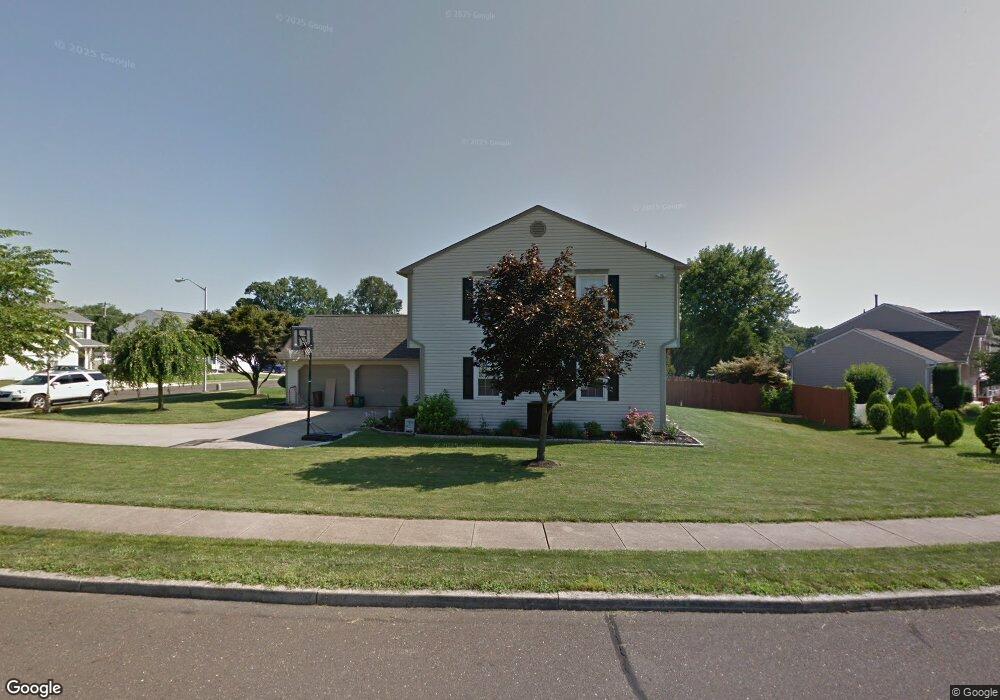 15 Jennifer Ln, Morrisville, PA 19067 - photo 1