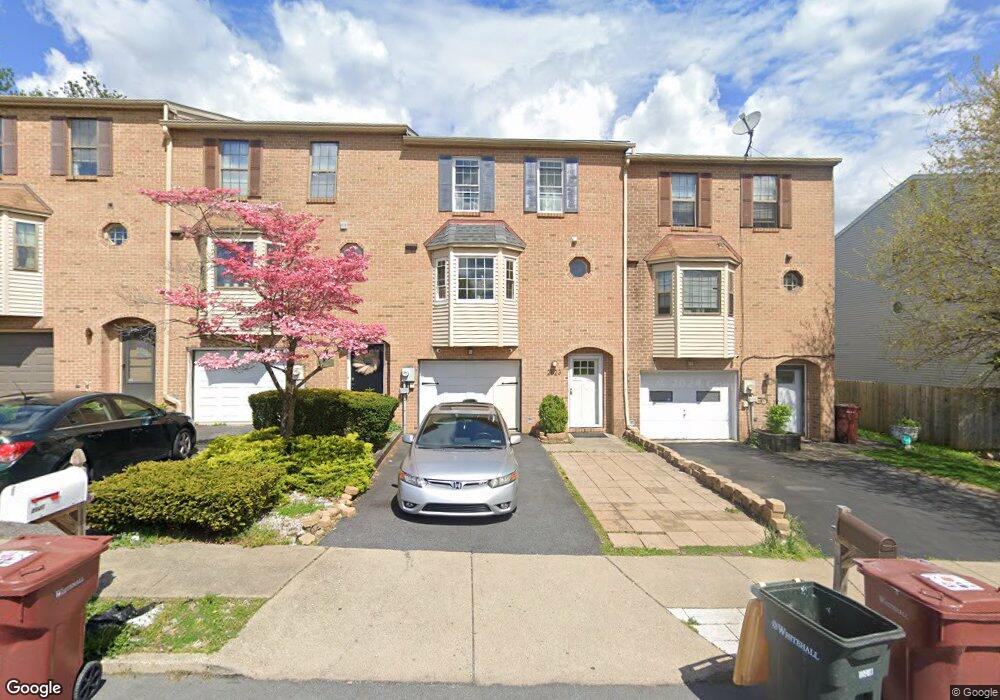 2023 Orchard Dr, Whitehall, PA 18052 - photo 1