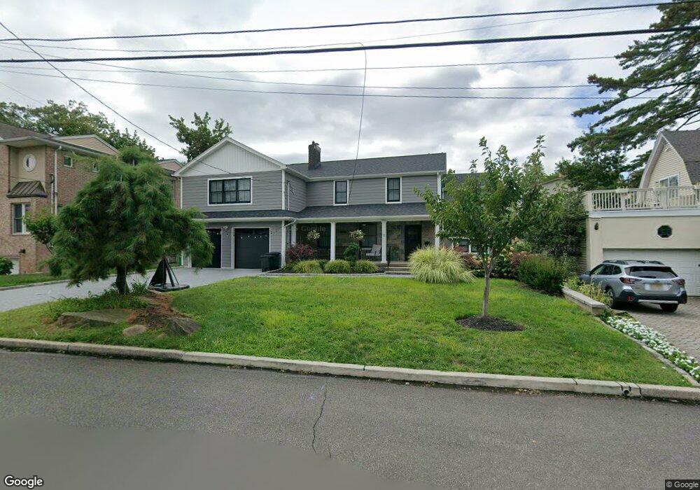 13 7th St, Englewood Cliffs, NJ 07632 - photo 1