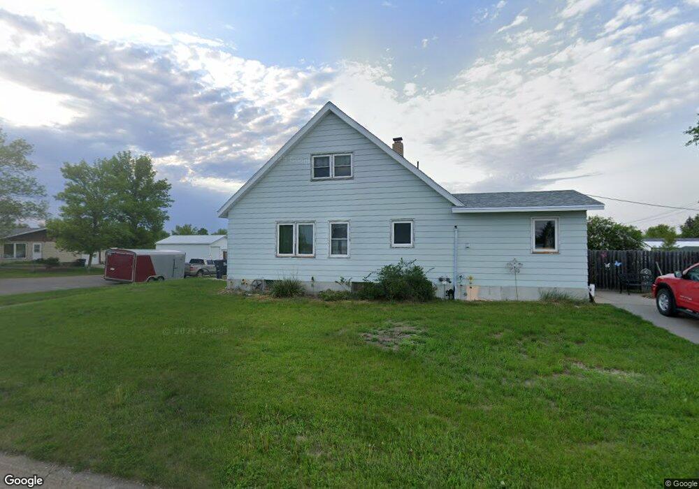 421 Eggert St, Turtle Lake, ND 58575 - photo 1