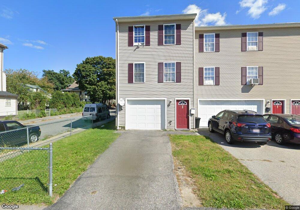 11 Bigelow St, Worcester, MA 01610 - photo 1