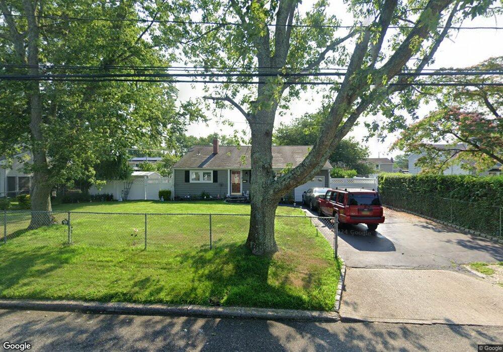 3115 Connecticut Ave, Medford, NY 11763 - photo 1