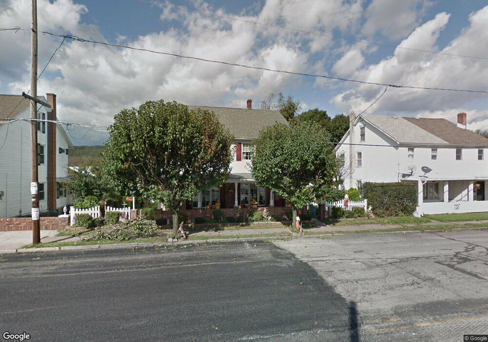 739 E Patterson St, Lansford, PA 18232 - photo 1