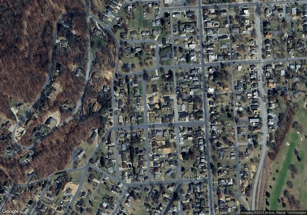 525 S Thomas St, Bedford, PA 15522 - photo 1