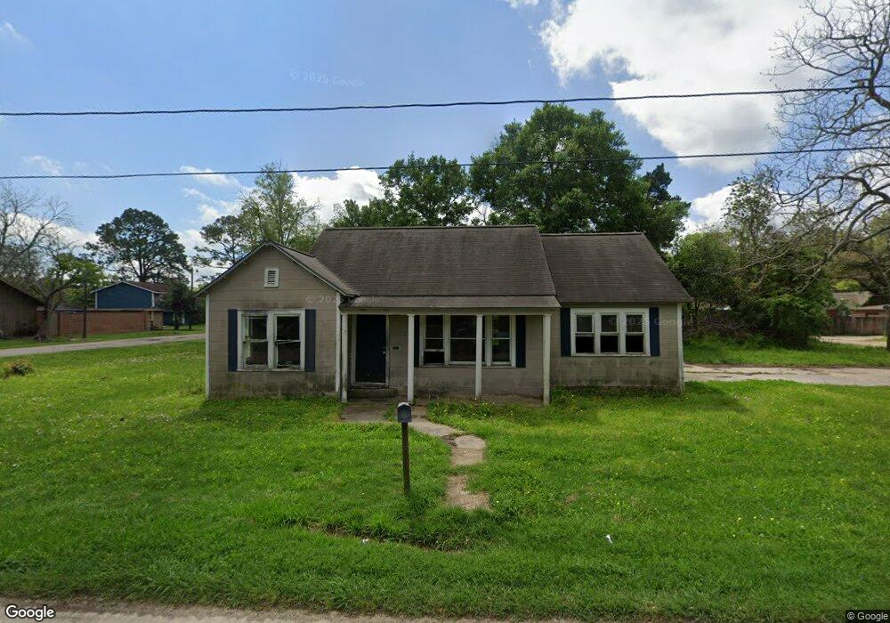 2020 Matthews St, Bay City, TX 77414 - photo 1