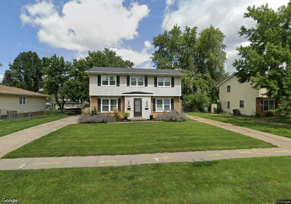 4807 Aurora Ave, Des Moines, IA 50310 - photo 1
