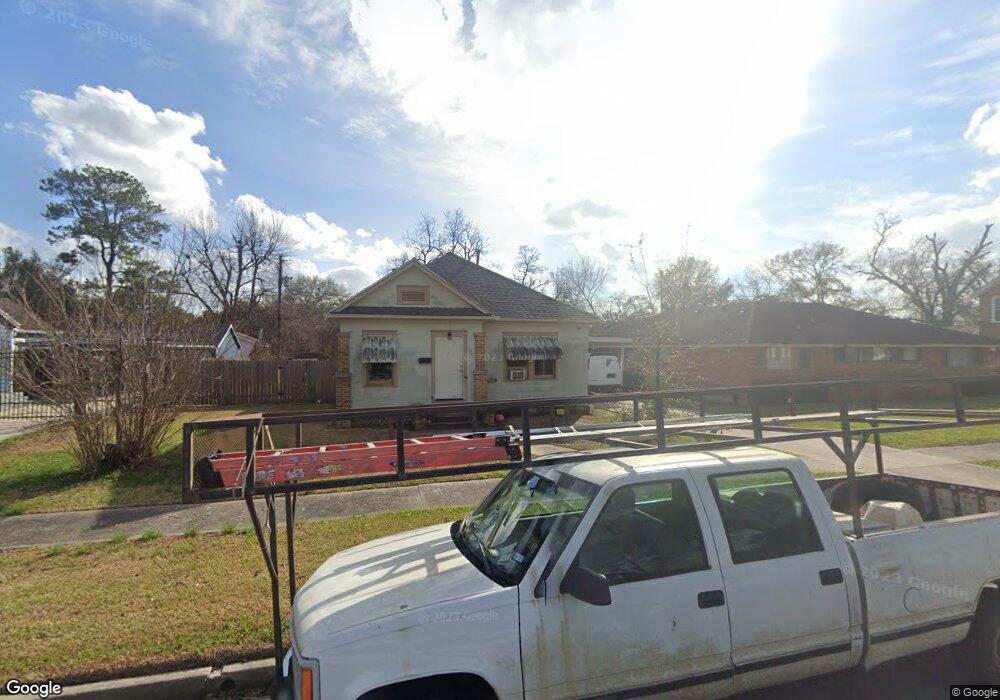 7746 Edna St, Houston, TX 77087 - photo 1