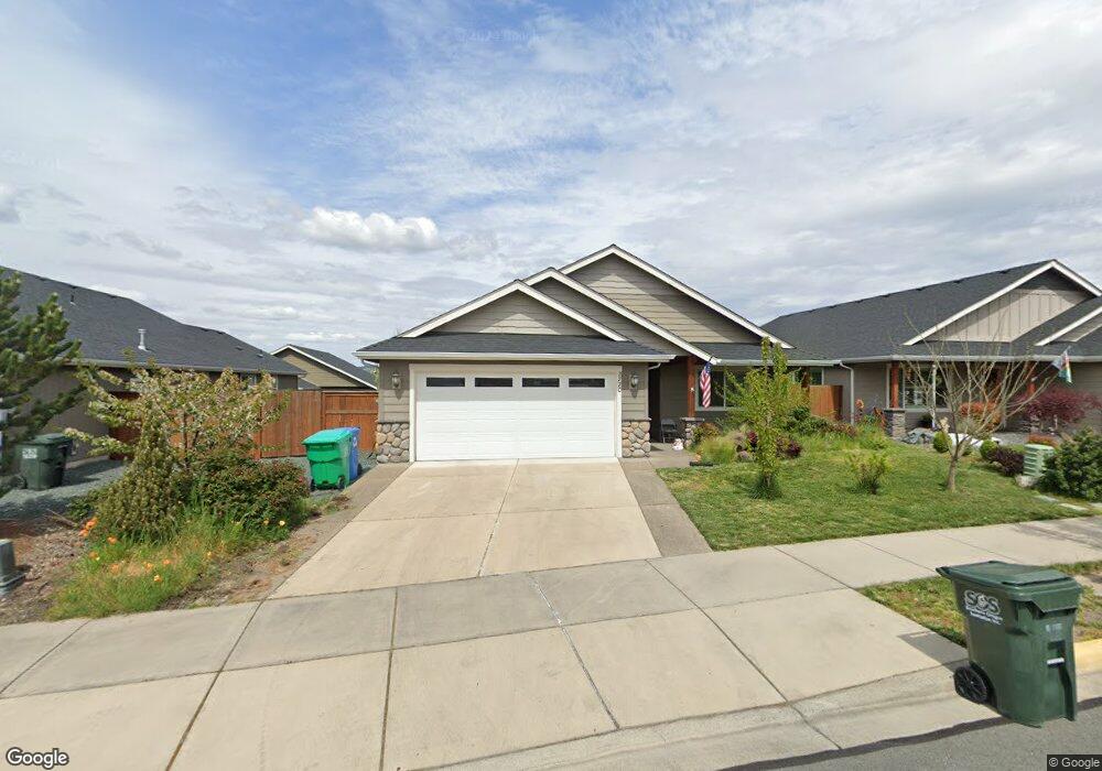 2770 Esther Ln, Grants Pass, OR 97527 - photo 1