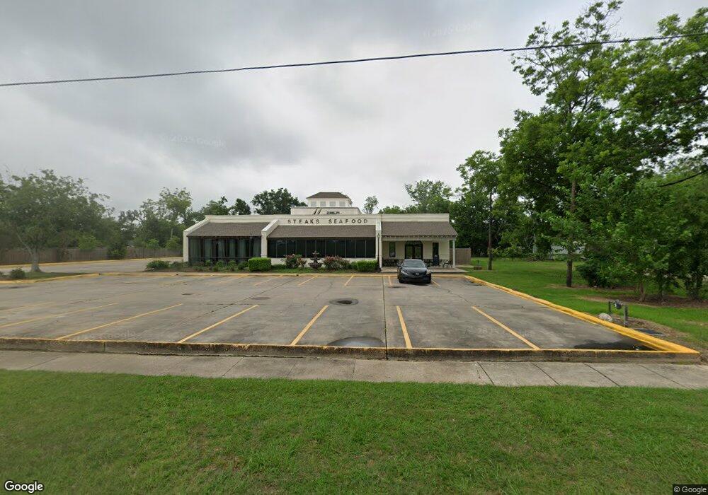 217 W College St, Lake Charles, LA 70605 - photo 1