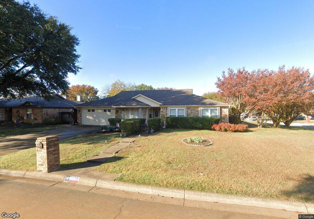 7509 Northfield Dr, North Richland Hills, TX 76182 - photo 1